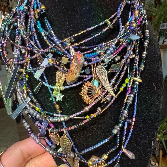 Multicolor Beaded Necklace Set - Picture 3 of 4